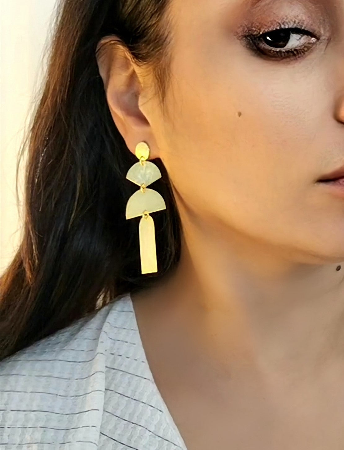 Half Circle Dangle Designer Geometric Earring (Gold & Beautiful)